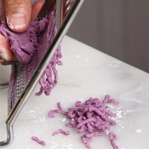 面包表面装饰最新配方，创新细节并重