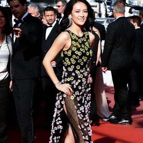 宋茜时尚新照，多元魅力偶像风采