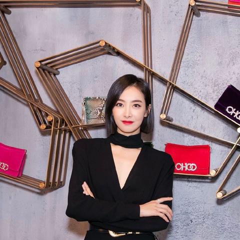 宋茜时尚新照,多元魅力偶像风采