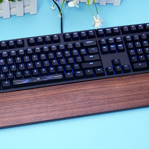 魔力鸭引领时尚新潮流,鸭子新品亮相