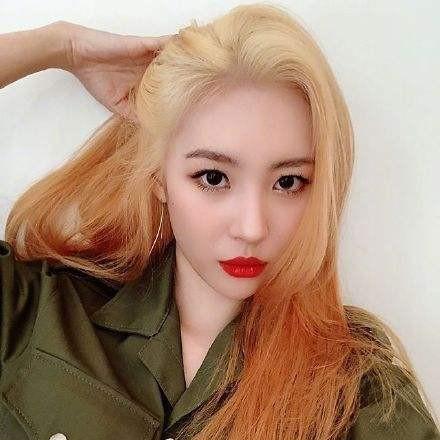 最新时尚发色指南,潮流颜色全方位解读