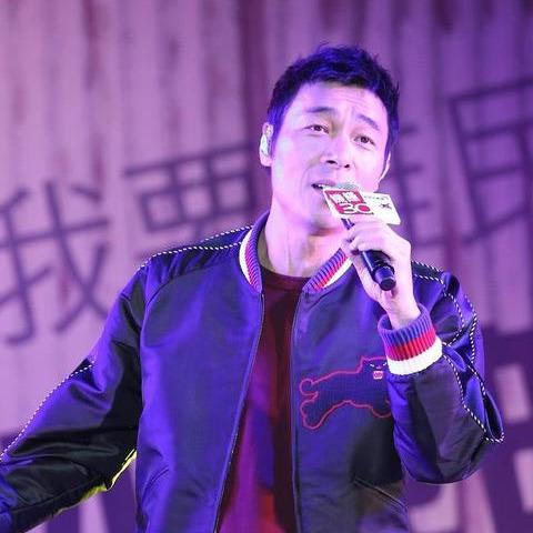 最新经典出轨小说，情感迷失线探索