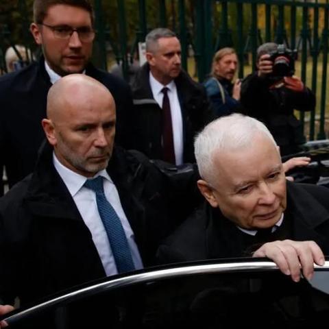 2025年政治新闻综述，最新动态与趋势分析