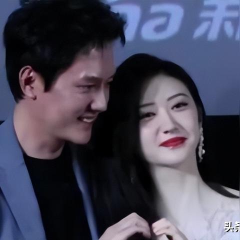 冯绍峰最新照片曝光，魅力依旧迷人