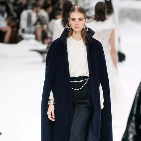 推女郎网站数据分析报告,最新报告摘要分析