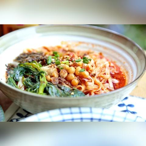 最新削面机,技术革新与面条艺术融合