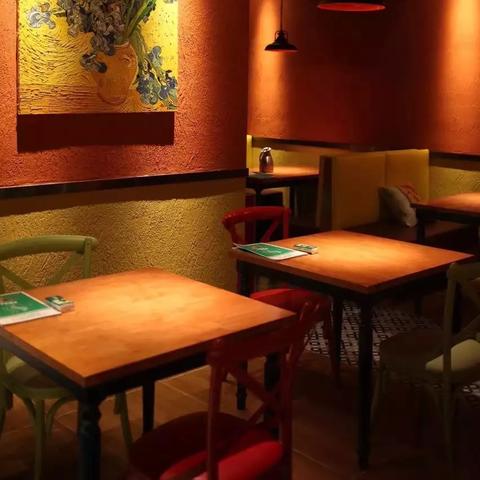 绿茵阁时尚经典菜单，品味独特美食之旅