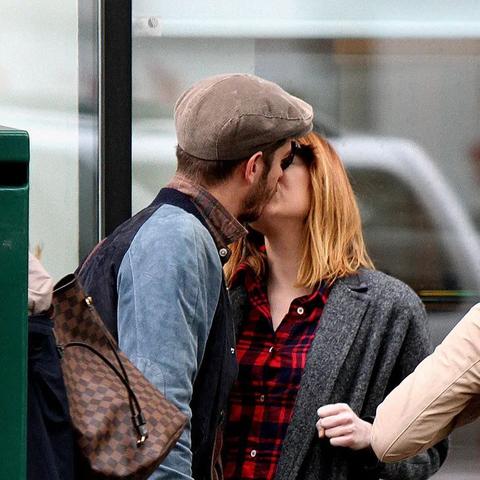 创意整新郎招数,打造难忘婚礼趣味瞬间