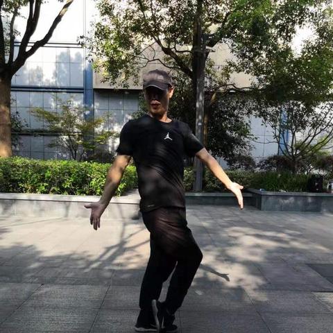 最新尊巴舞教学视频解析,细节全掌握