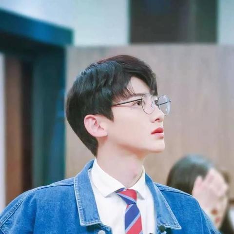 QQ头像精选,华晨宇最新照片大放送