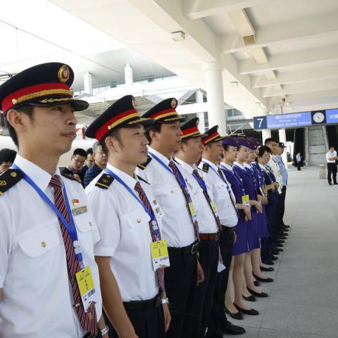 济南商务司机高薪招聘启事