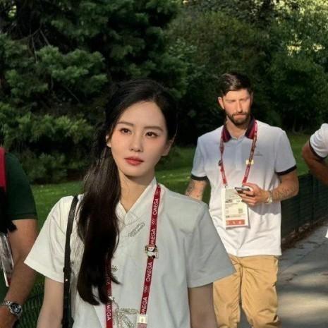 刘诗诗最新照片展现多元魅力（2025）