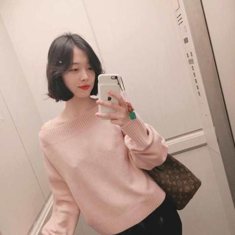 崔雪莉最新Ins照片，真实自我的时尚风采