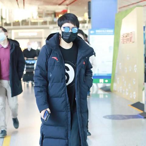 张凯丽最新短发发型，时尚魅力与活力的完美展现