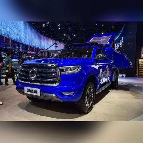 最新家用自动房车，科技与舒适的完美结合（2025款）