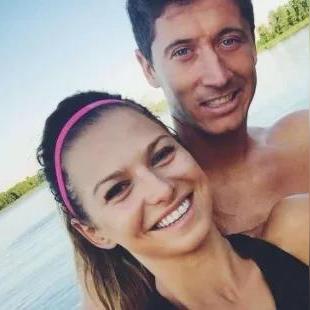 美艳警妻，最新章节抢先看