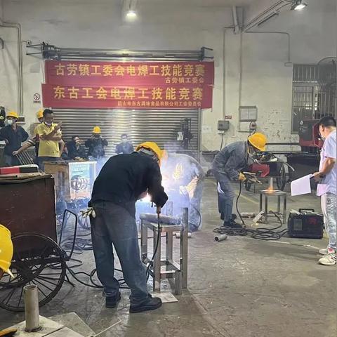 鹤山叉车招聘启事