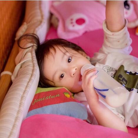 贾乃亮发型新风尚，潮流标杆亮相！