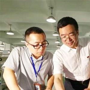 四川废铁最新行情分析