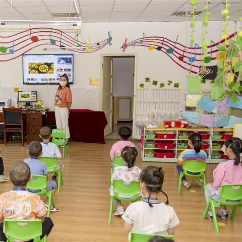 抗疫儿歌,共筑防线,守护家园安宁