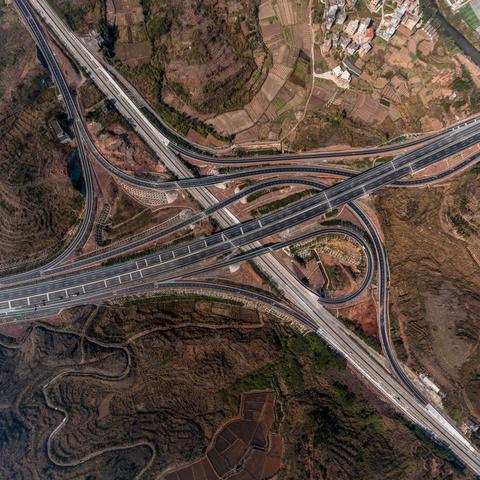 湖南最新通车高速重塑交通格局，助推地区发展