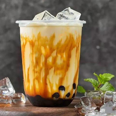 上海奶茶联名掀起饮品新浪潮