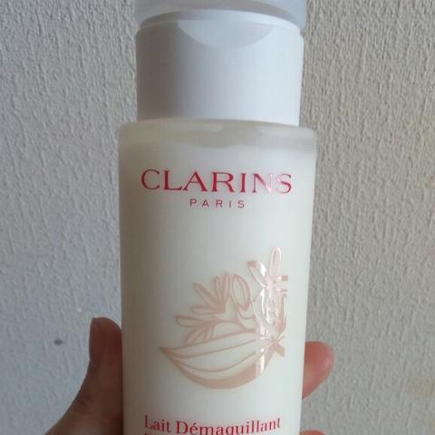 痘痘治疗革新，科技与自然的融合护肤之道