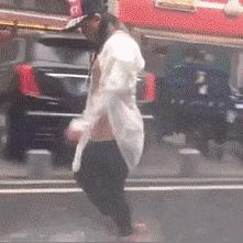 拧耳朵视频深度解析，行为背后的多元解读