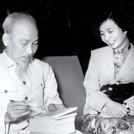 小珊珊最新成长报告,记录成长的足迹